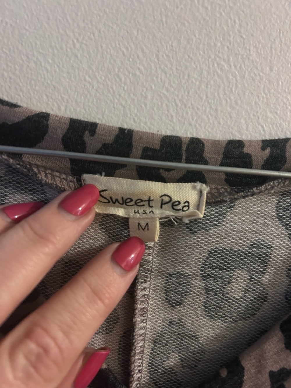 Leopard Print V-Neck mini dress — Taupe and Black - Picture 4 of 5